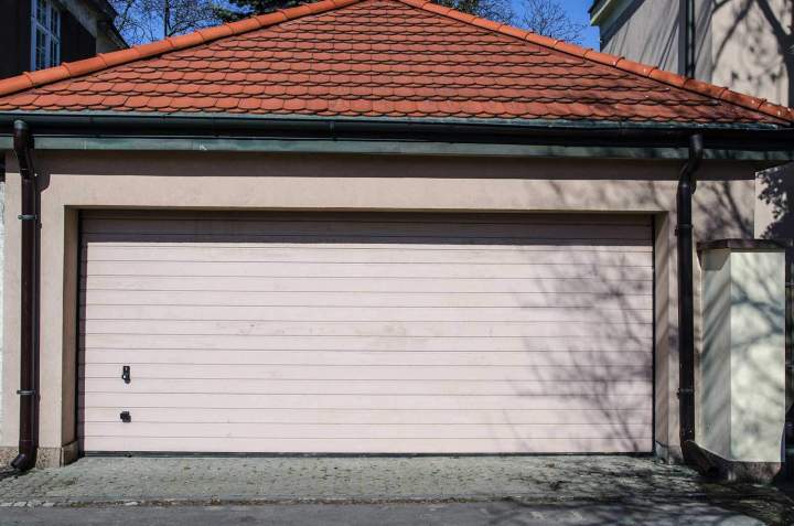 Experts en motorisation de portes de garage Hauts-de-Seine